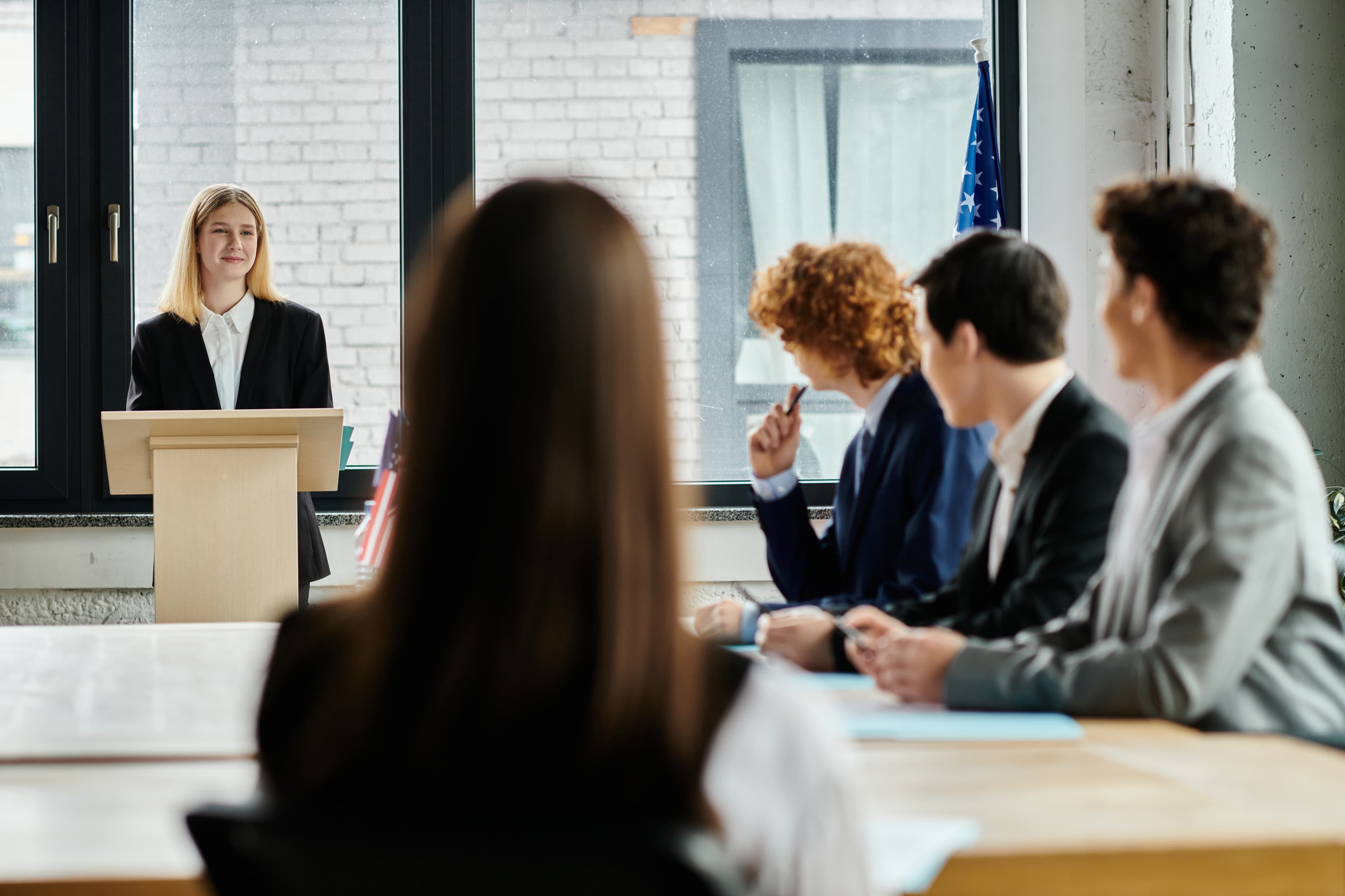 Защита на вашите права и интереси във всички съдебни и арбитражни производства